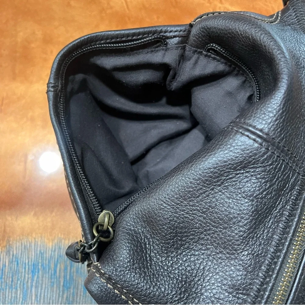 The Sak dark brown Leather Shoulder Bag